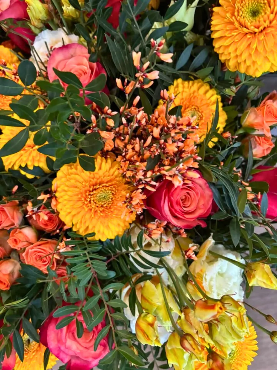 Bouquet orange et jaune vibrant