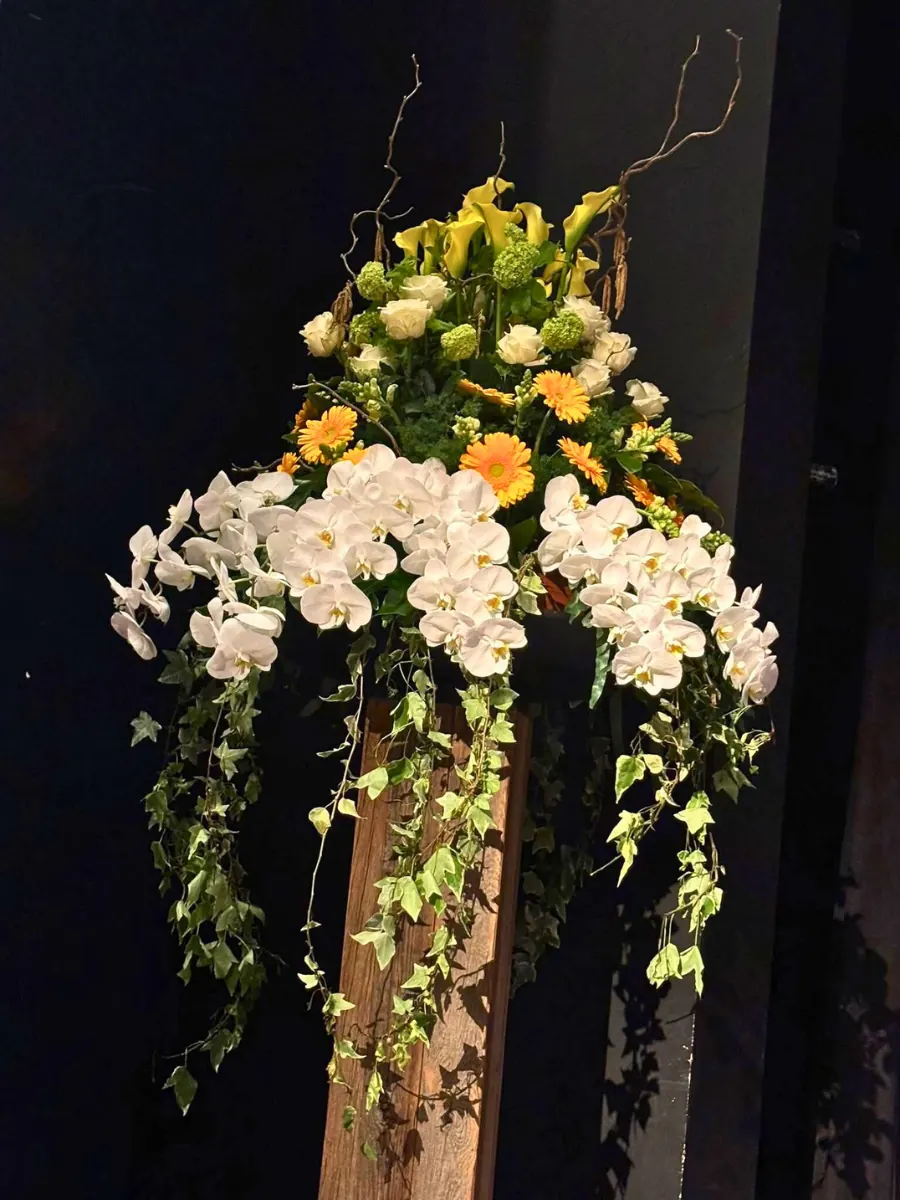 Fleurs au bureau : boostez le bien-être de vos équipes